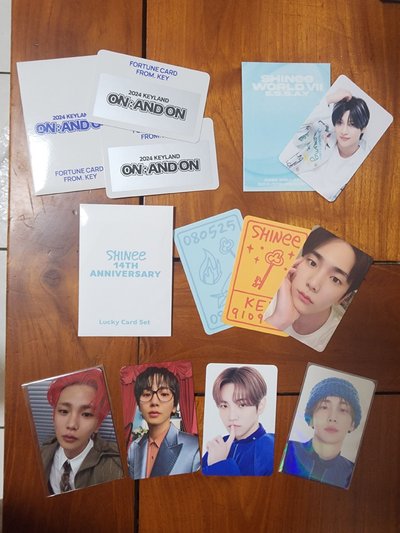 一次全出）SHINee專輯小卡＆Key 演唱會入場卡＆ 快閃店小卡