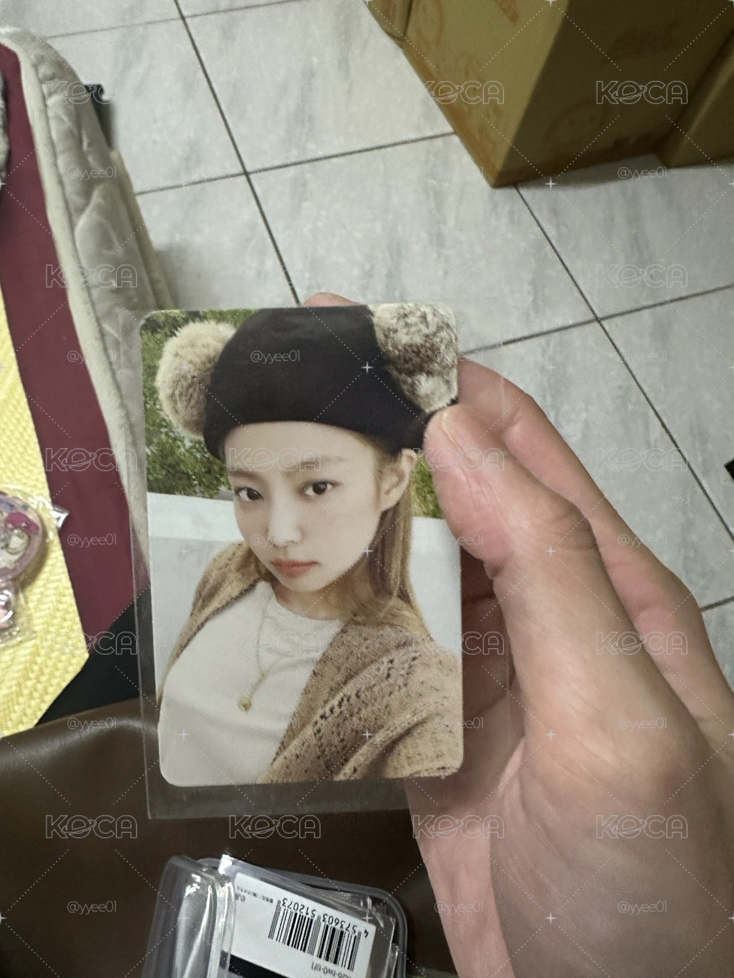 Jennie 卡包*2+小熊妮*2