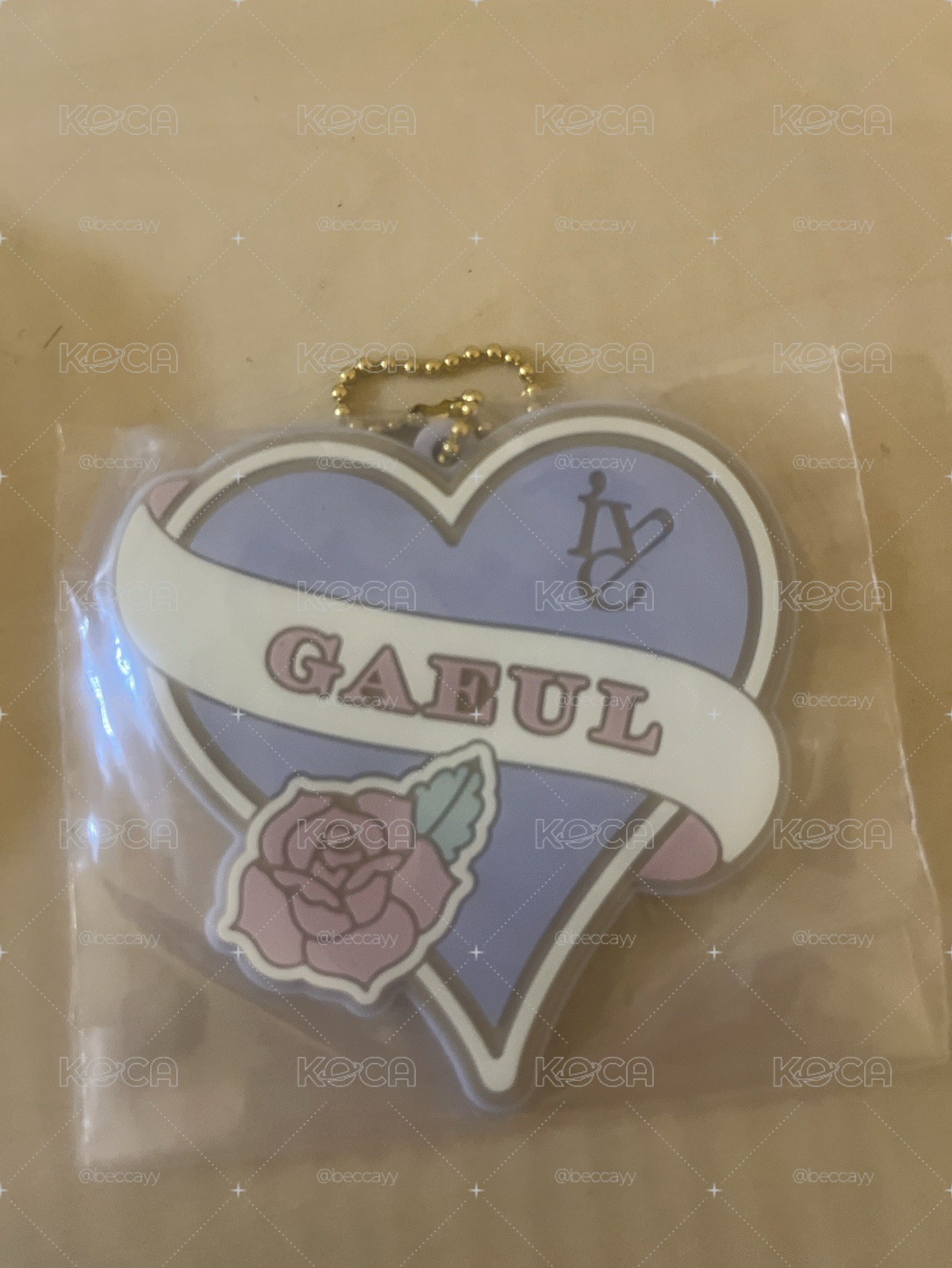 ive東蛋兩張一起