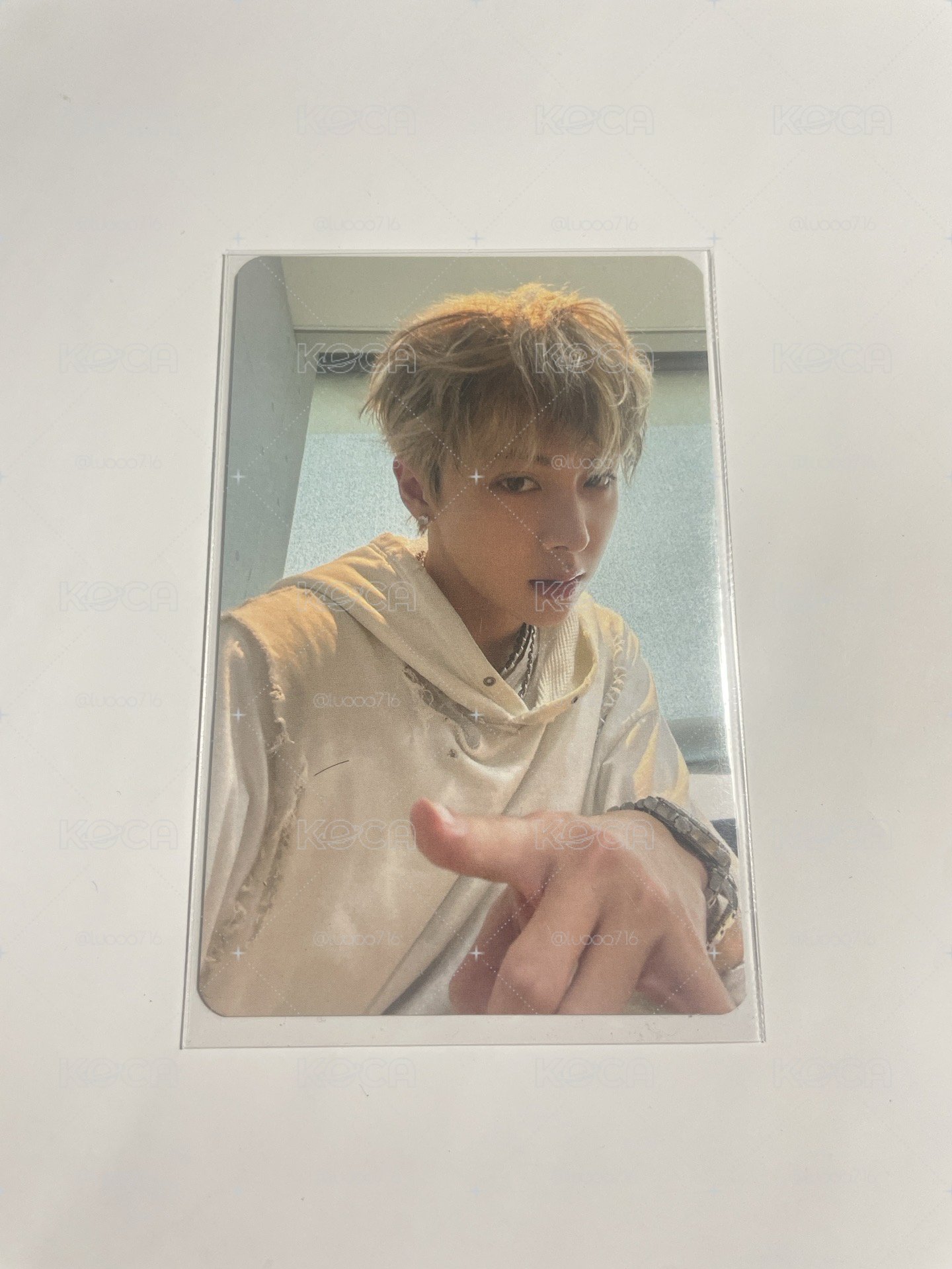 FAMOUS nz 2.0特典卡