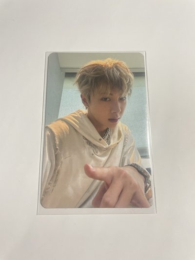 FAMOUS nz 2.0特典卡
