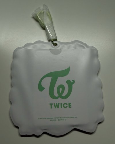 TWICE 萬代卡套