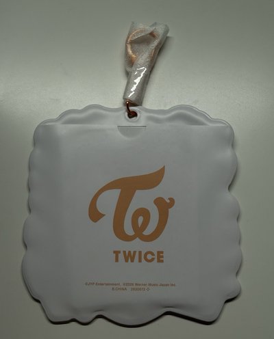 TWICE 萬代卡套
