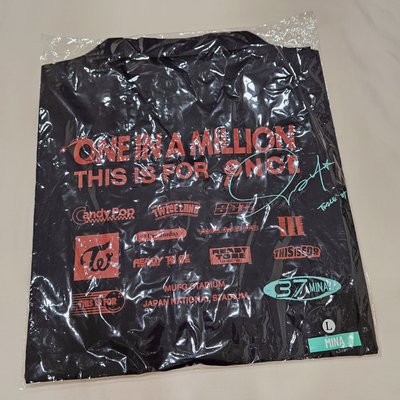 TWICE 新國立JAPAN 襯衫L號-MINA 快速出貨