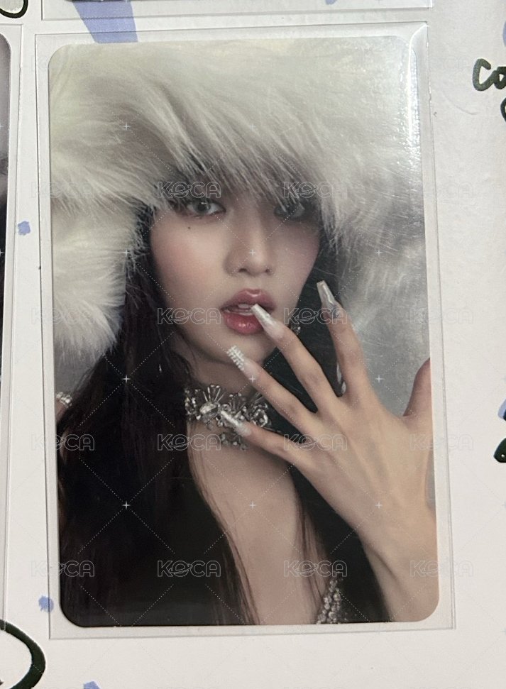 妮10月
