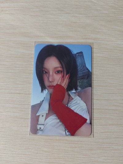 ITZY 全員特典現貨1️⃣(請先閱讀完內文再下單)(需演唱會前收到記得備註！)