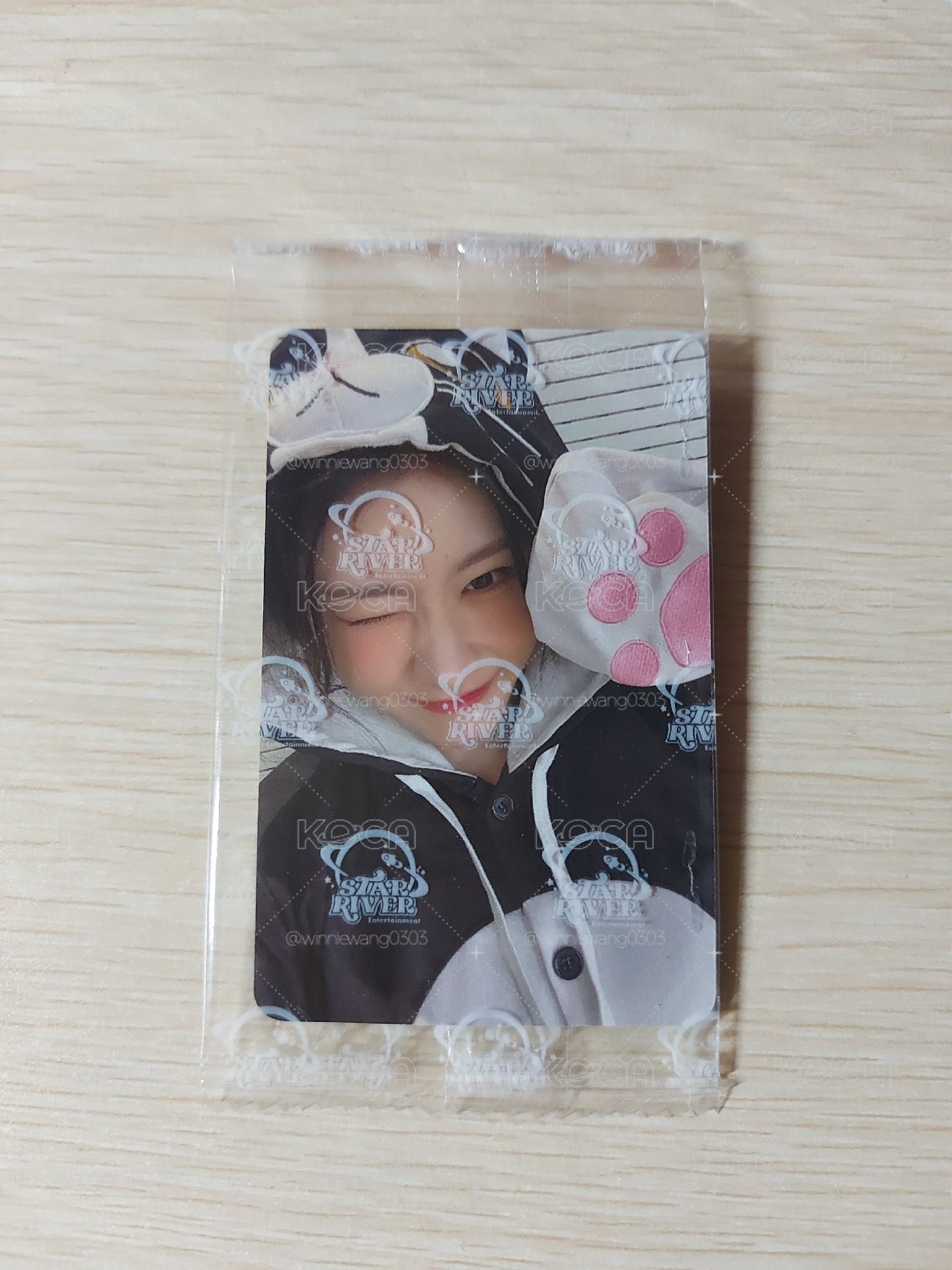 ITZY 全員特典現貨1️⃣(請先閱讀完內文再下單)(需演唱會前收到記得備註！)