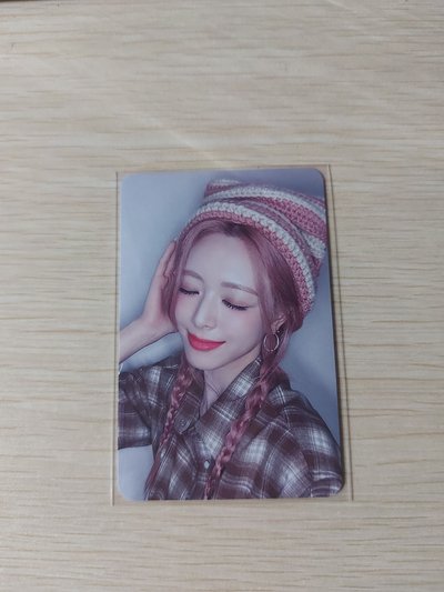 ITZY 全員特典現貨2️⃣(請先閱讀完內文再下單)(需演唱會前收到記得備註！)