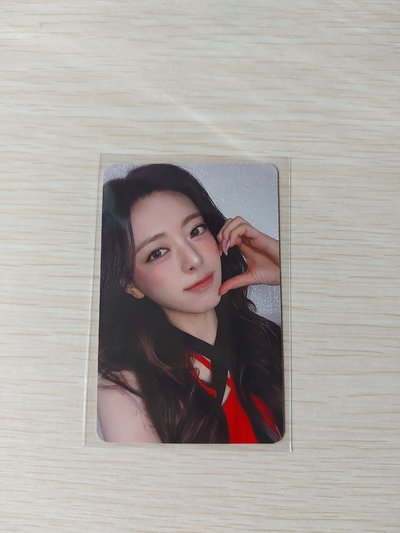 ITZY 全員特典現貨2️⃣(請先閱讀完內文再下單)(需演唱會前收到記得備註！)