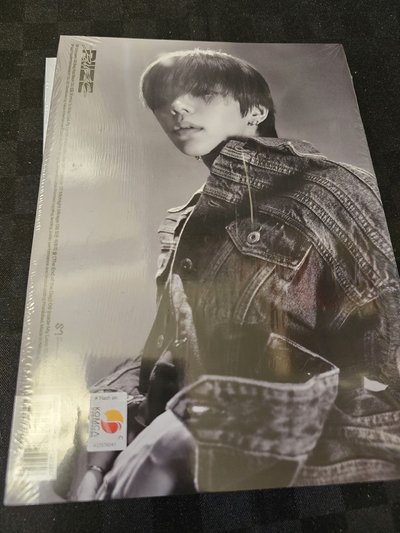 出清！台灣出貨 最快當天 RIIZE -  ODYSSEY 1ST ALBUM PHOTOBOOK Ver.