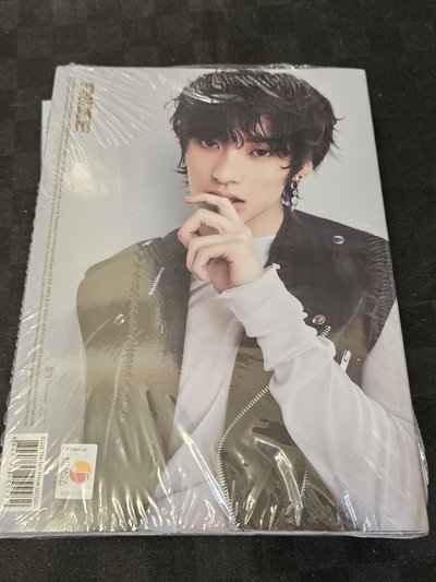出清！台灣出貨 最快當天 RIIZE -  ODYSSEY 1ST ALBUM PHOTOBOOK Ver.