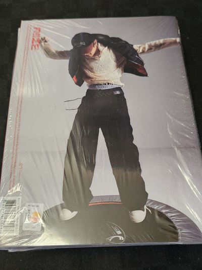 出清！台灣出貨 最快當天 RIIZE -  ODYSSEY 1ST ALBUM PHOTOBOOK Ver.