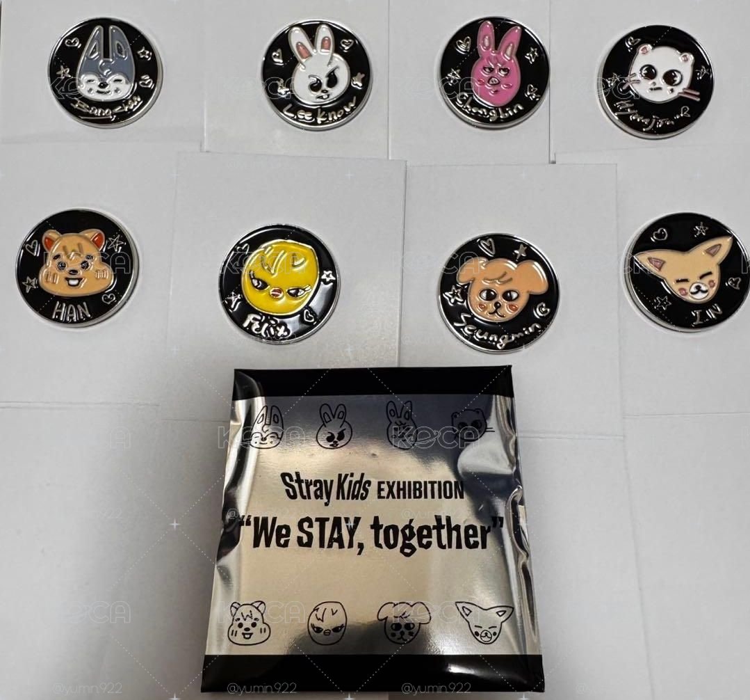 We STAY Together 展覽 徽章