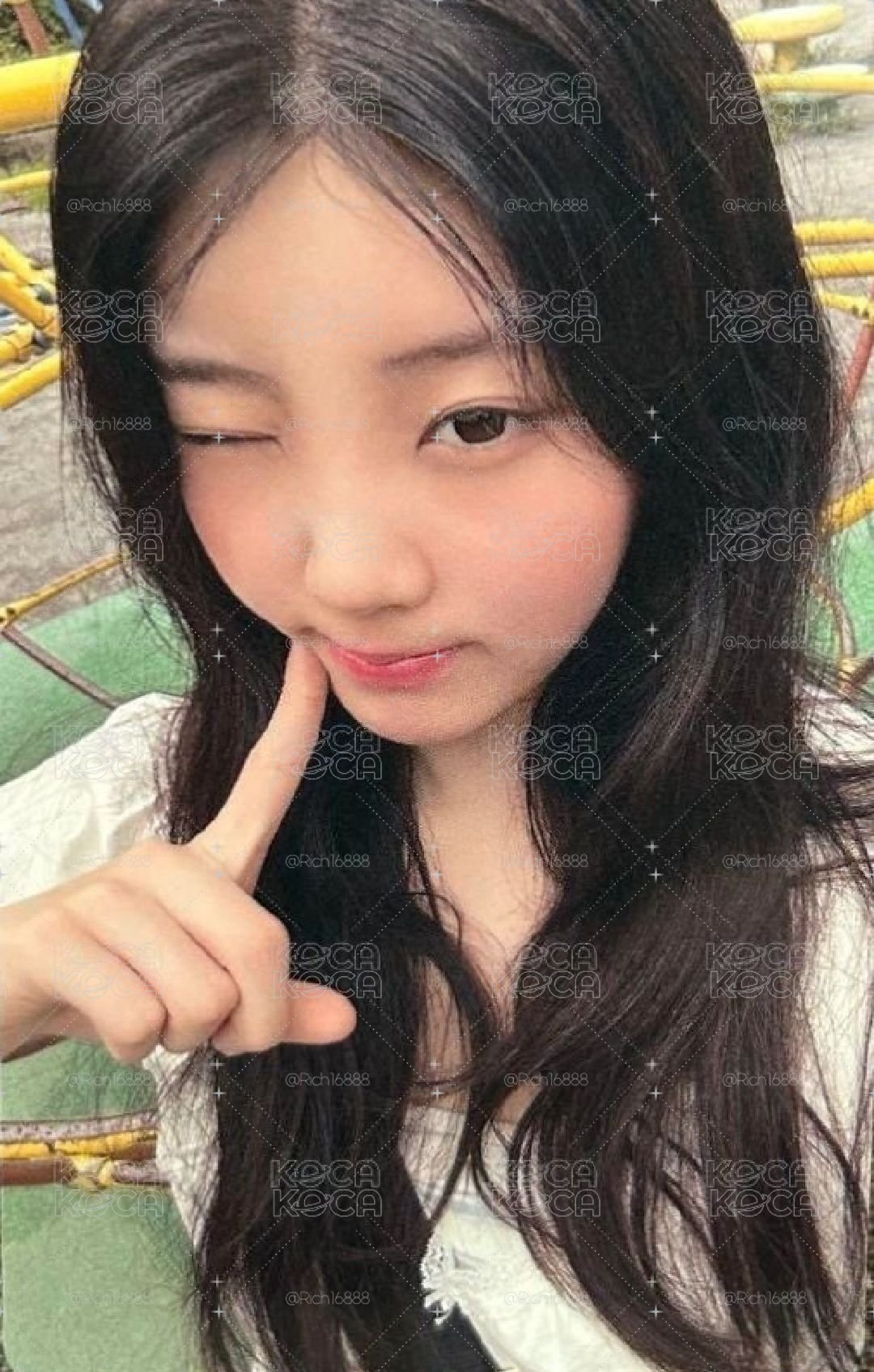 一張現貨一張非線簽卡