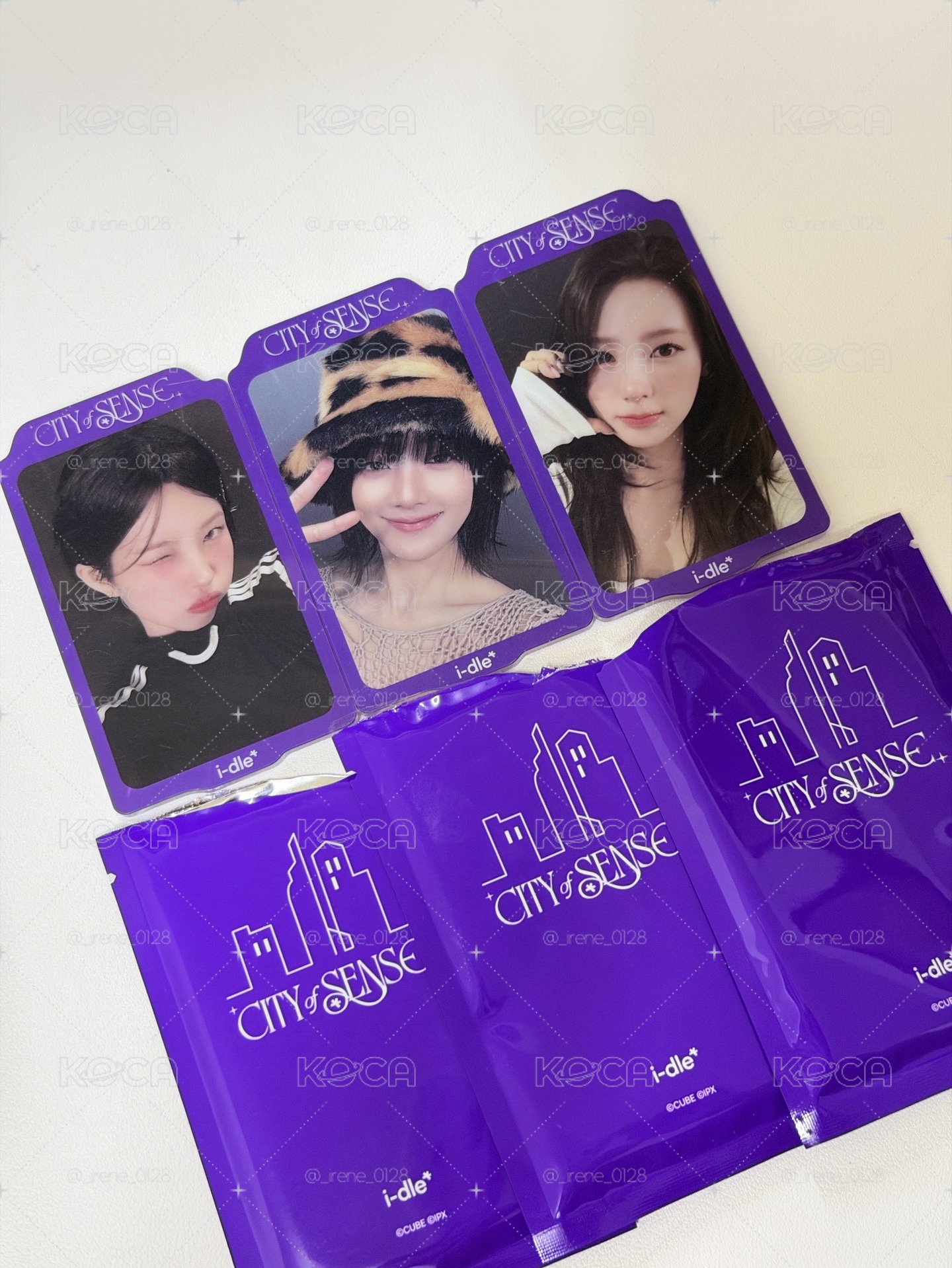 i-dle LED壓克力燈+快閃滿額卡+磁鐵