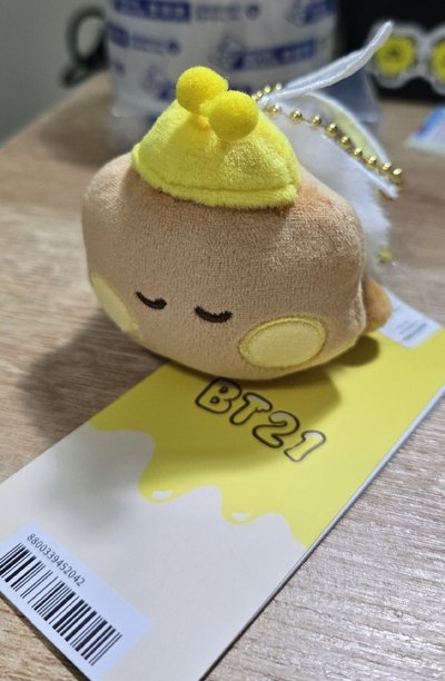 BT21 Shooky TATA蜜蜂吊飾