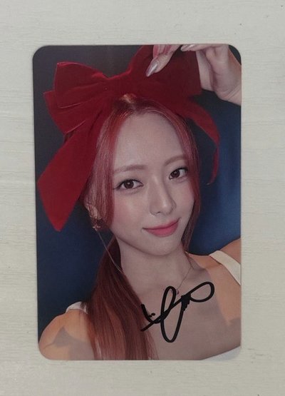 Yuna ms蝴蝶結雙面 親簽卡