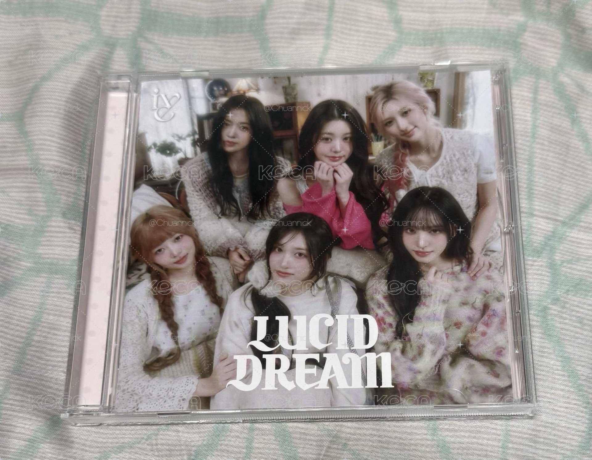 LUCID DREAM 通常盤已拆專、   安 hmv 特典卡、員單封卡（後面四張圖是送的）