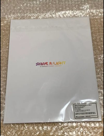 G-DRAGON 2009Shine a Light 寫真書