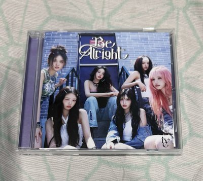 LUCID DREAM 通常盤已拆專、   安 hmv 特典卡、員單封卡（後面三張圖是送的）