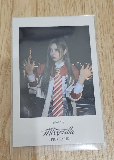 NMIXX 2ND PHOTOBOOK MIXXPEDIA : PICK PARIS BAE