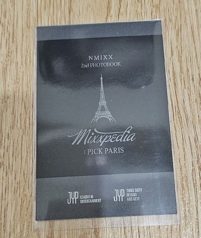 NMIXX 2ND PHOTOBOOK MIXXPEDIA : PICK PARIS BAE