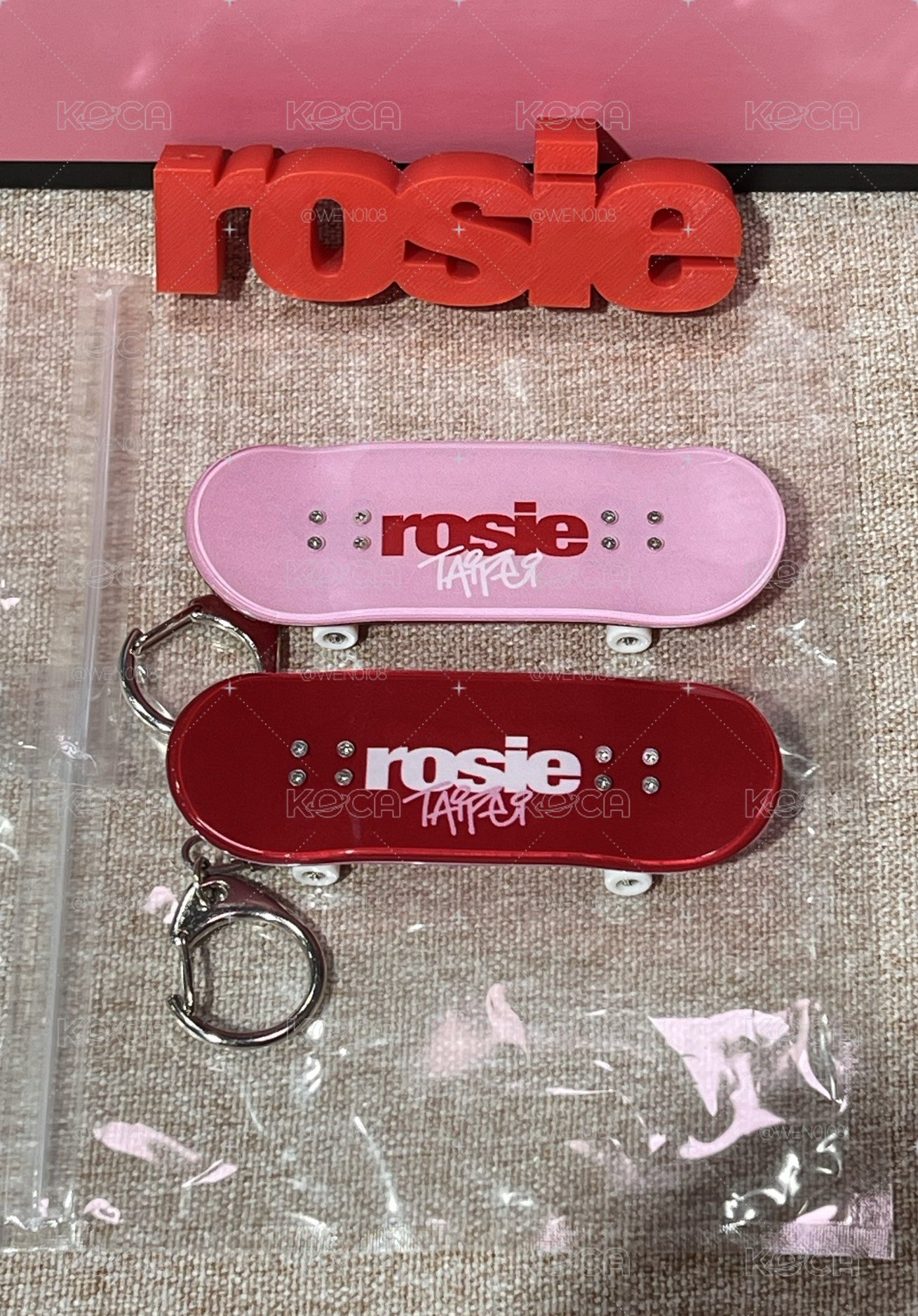 ROSÉ  rosie滑板鑰匙圈-台北城市限定款