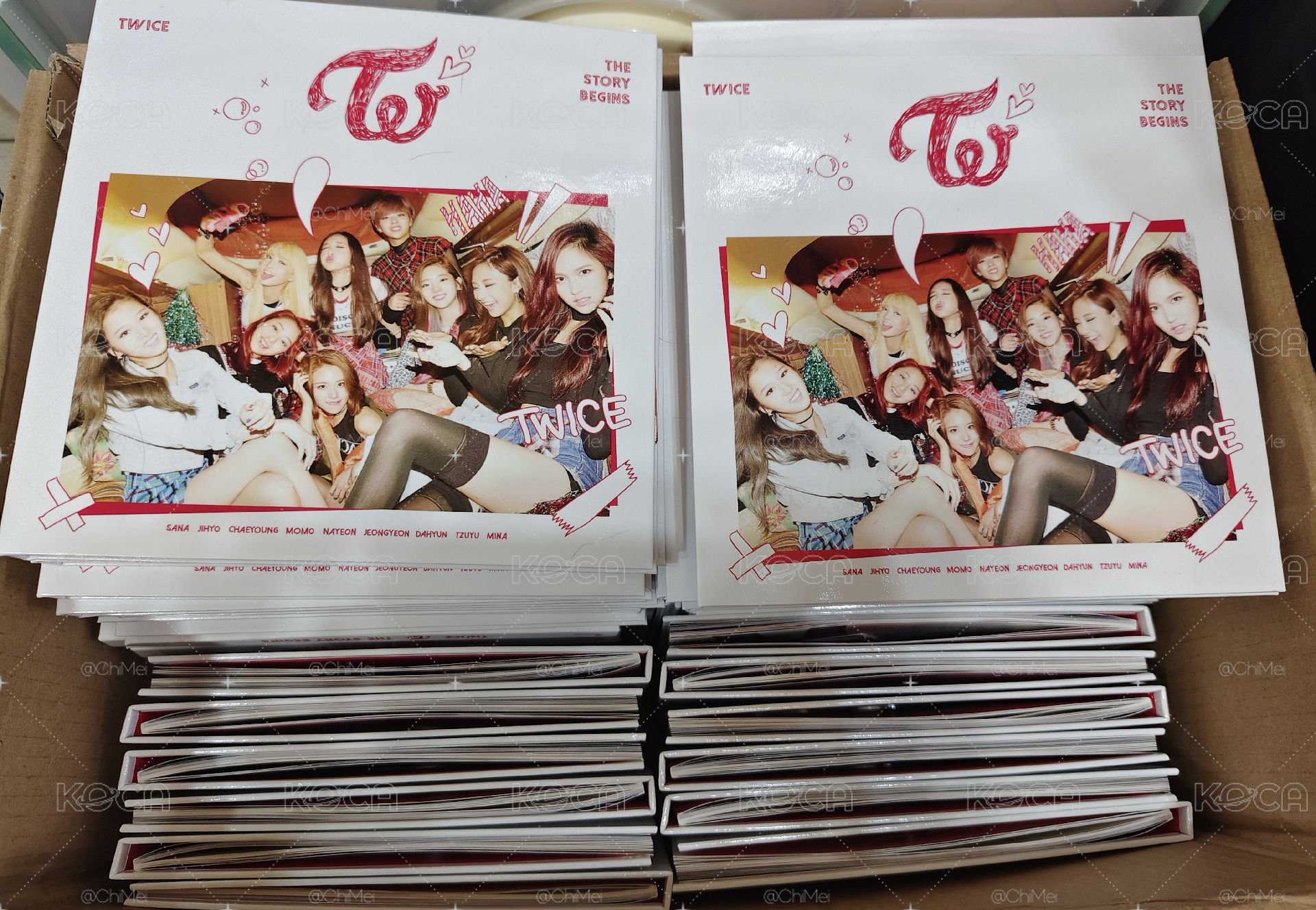 THE STORY BEGINS 專輯卡
