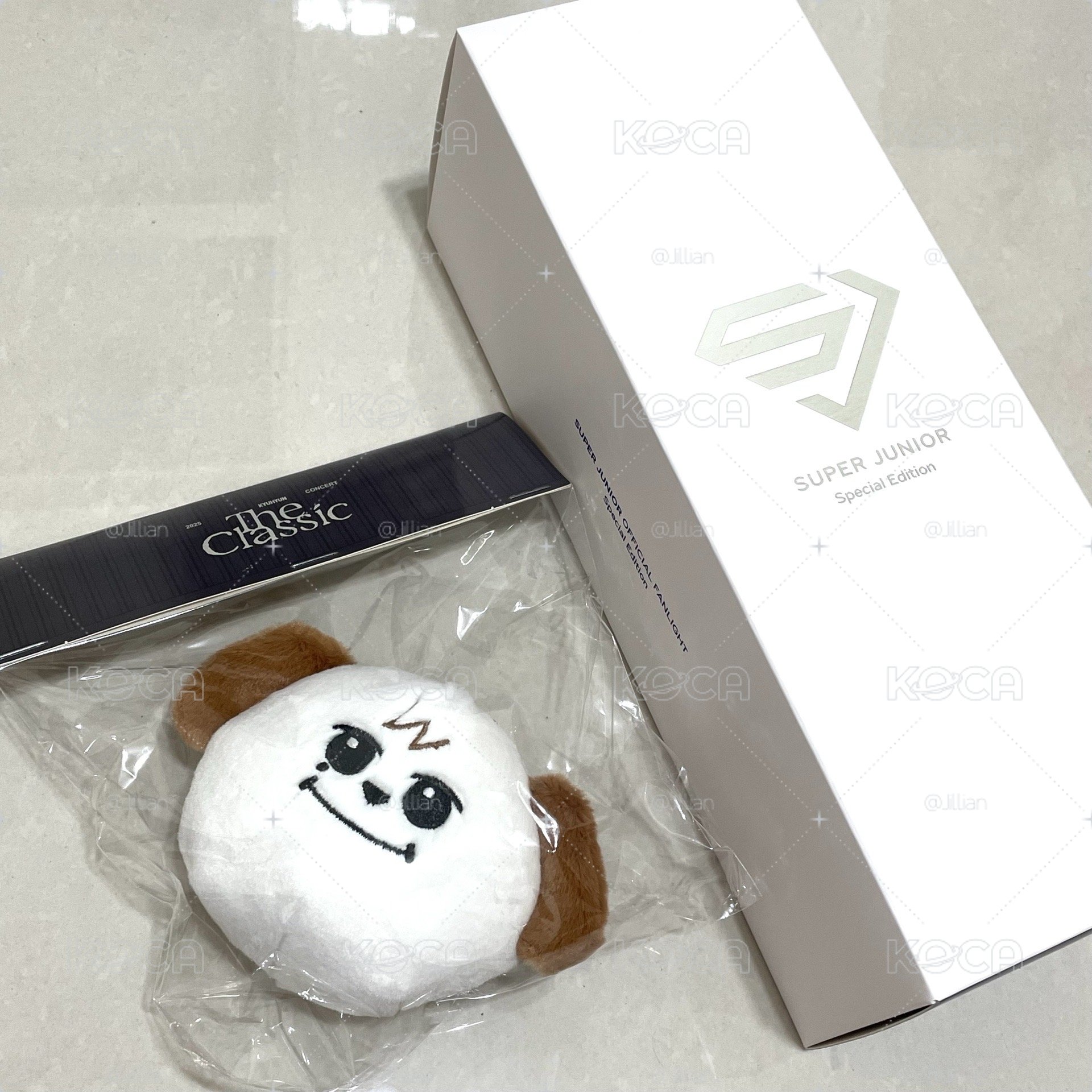 大頭圭咩 + SJ 特別版手燈