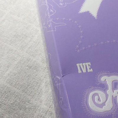 REVIVE+ LOVED IVE ver. 專輯 特別版 瑞卡 員立牌