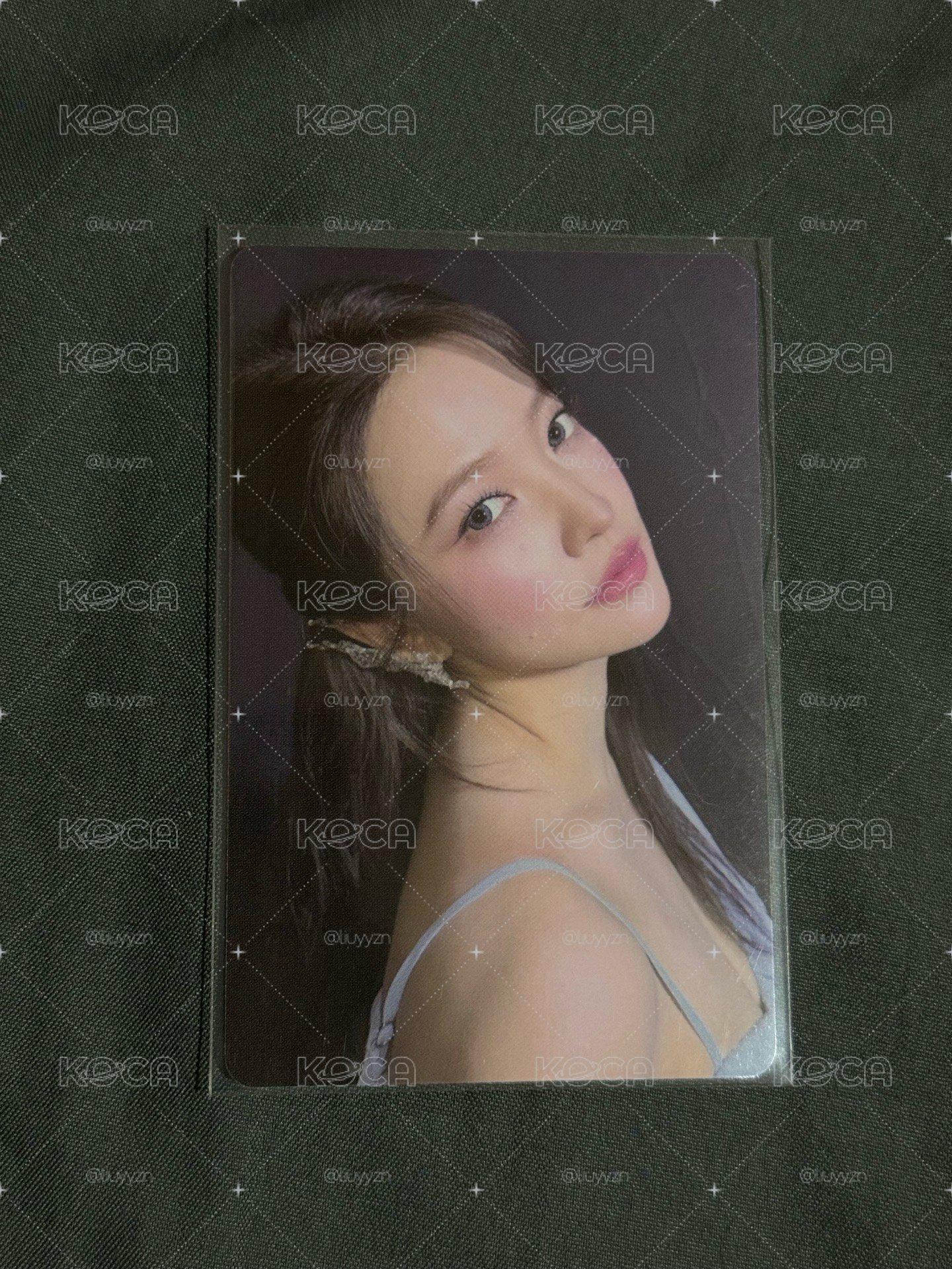 YERI 2025年曆 隨機卡