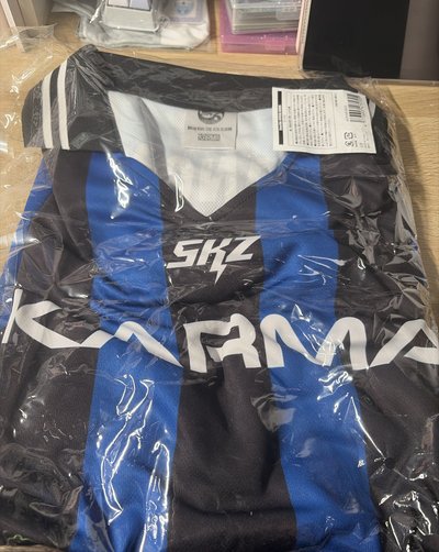 karma 球衣 不含卡