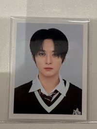 李糯證件照