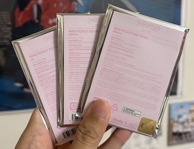 日本飯咪 FM YAKUSOKU 奎/碩小扇 蹦蹦手機支架 卡包卡💎