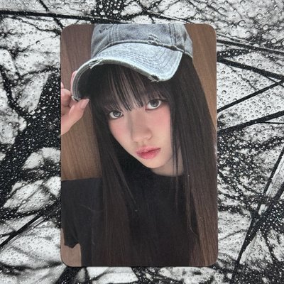 (瑕) 黑T SOOIN