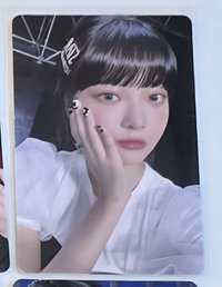 D採