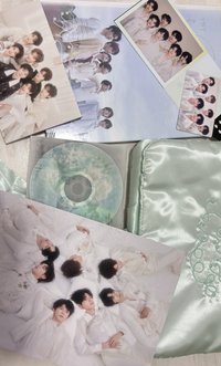 六週年「團」PB+海報+明信片+團撕拉片+白衣團卡（含包包及防塵袋）