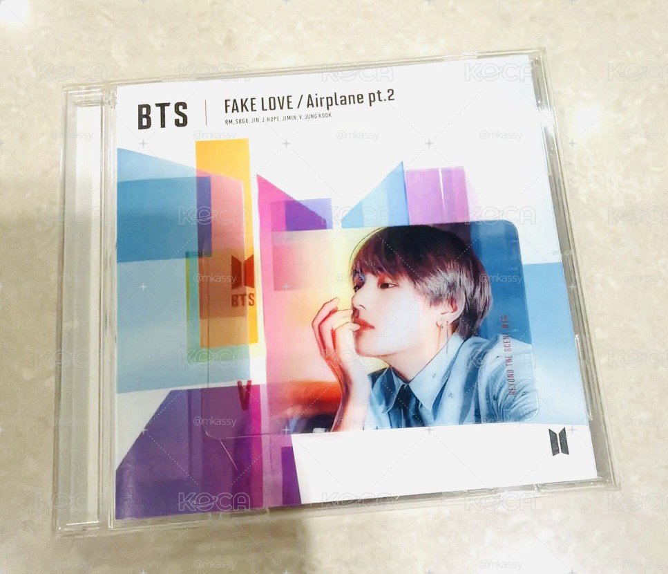 FAKE LOVE 泰亨透卡 日專