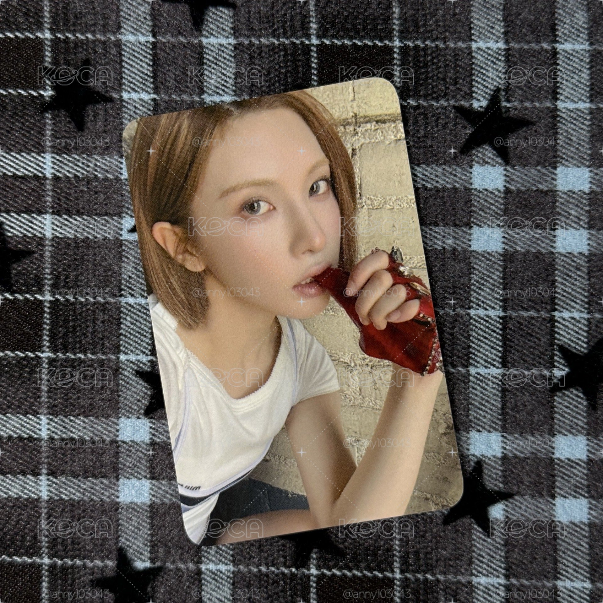 咬手套裴