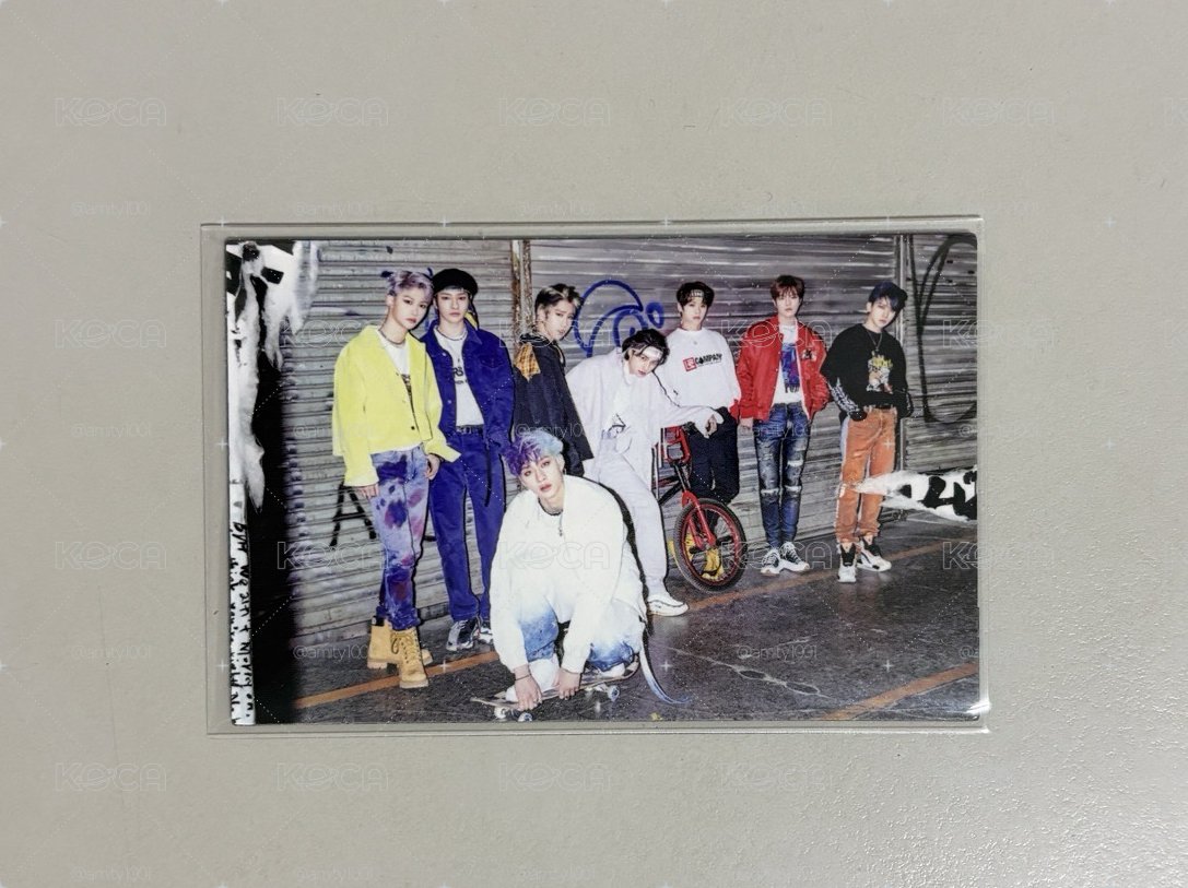 STRAY KIDS GO生 專輯卡