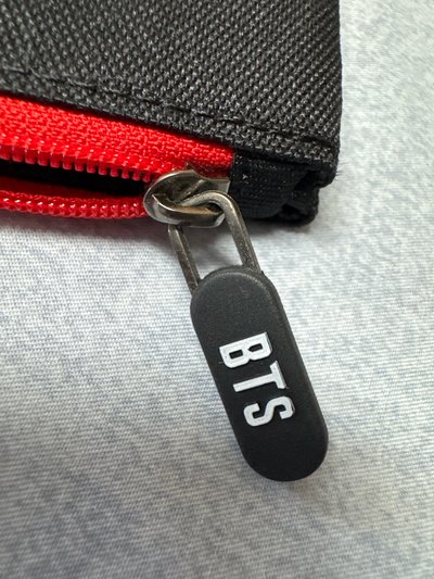 BTS MIC DROP聯名收納袋（二手現貨）