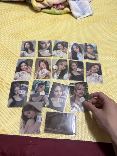 TWICE 周子瑜solo小卡盤（含棒球卡瑜）