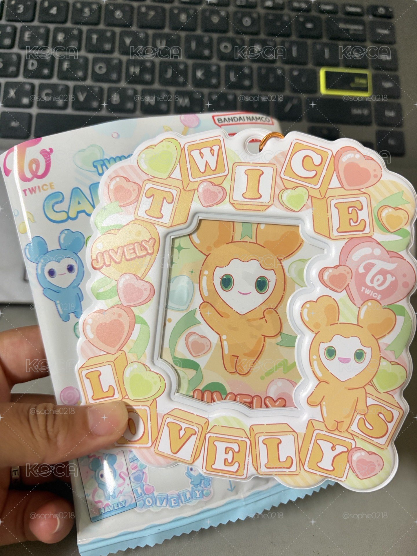 TWICE BANDAI卡套