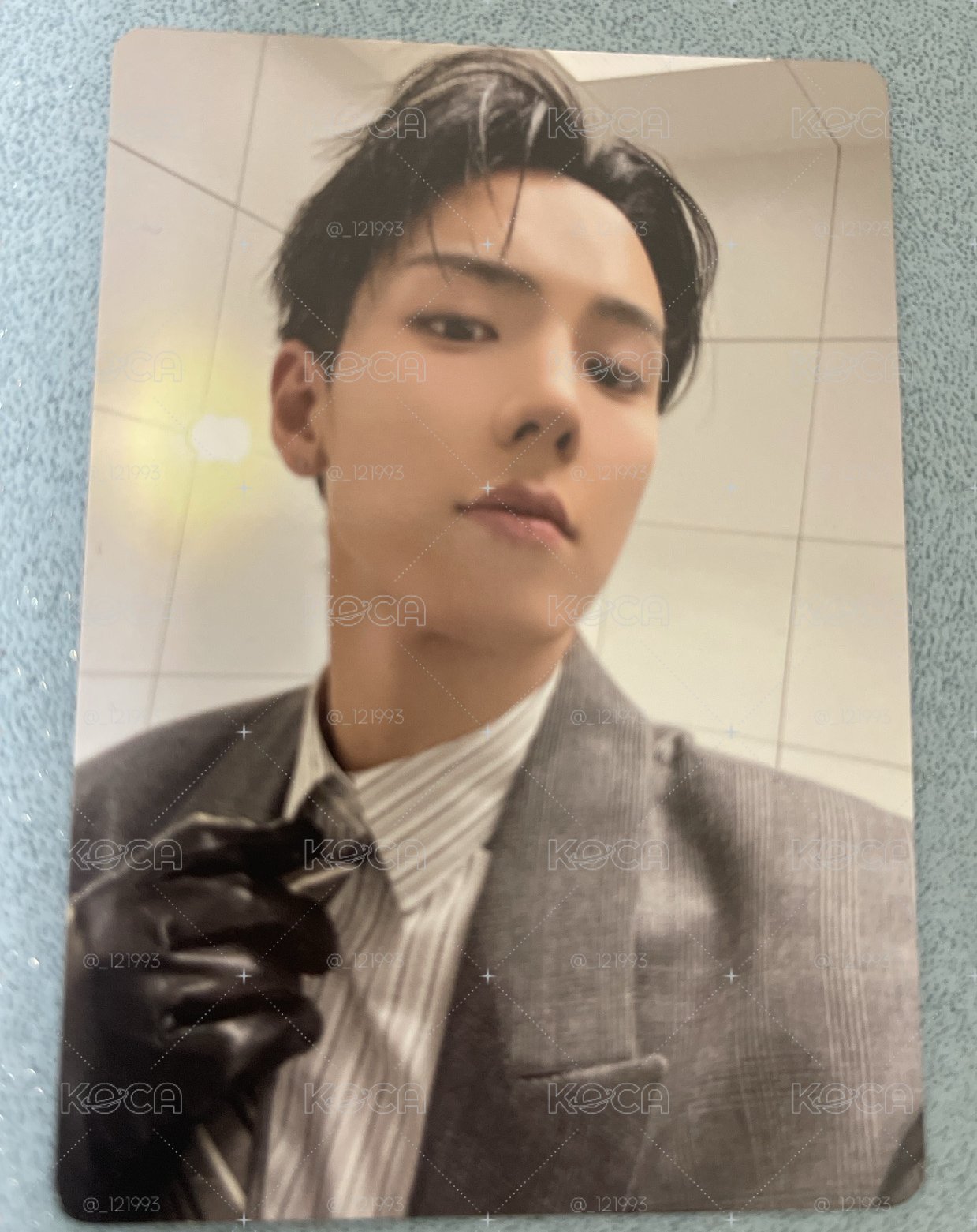 Love me or not 版 Shownu 專卡