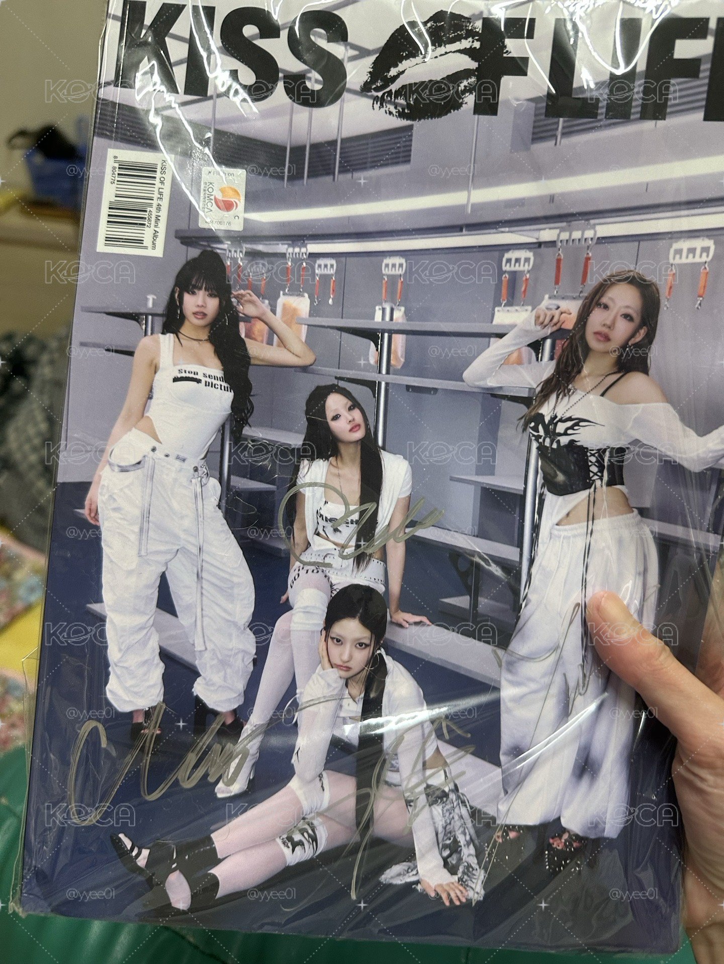 kiss of life224 專輯  (Magazine Ver.)
