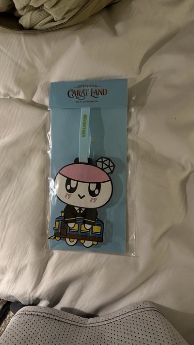 seventeen 10週年克拉島蹦蹦行李吊牌