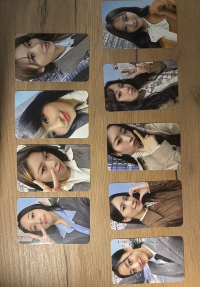  TWICE [ NEWS ROOM ] 2024 SEASON’S GREETINGS 年曆組合
