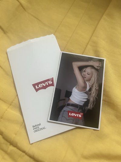 Levi’s 代言卡 