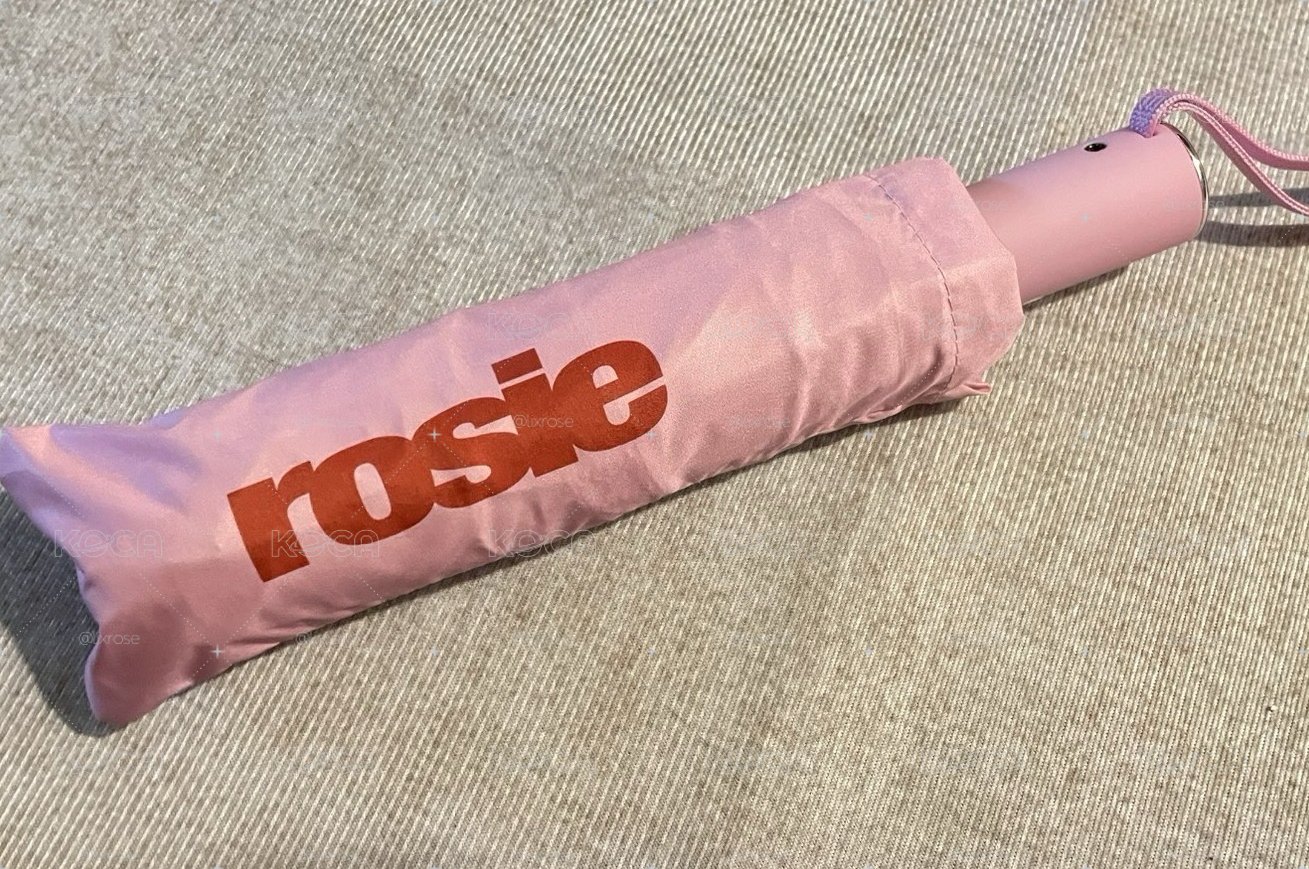 rosie粉色雨傘
