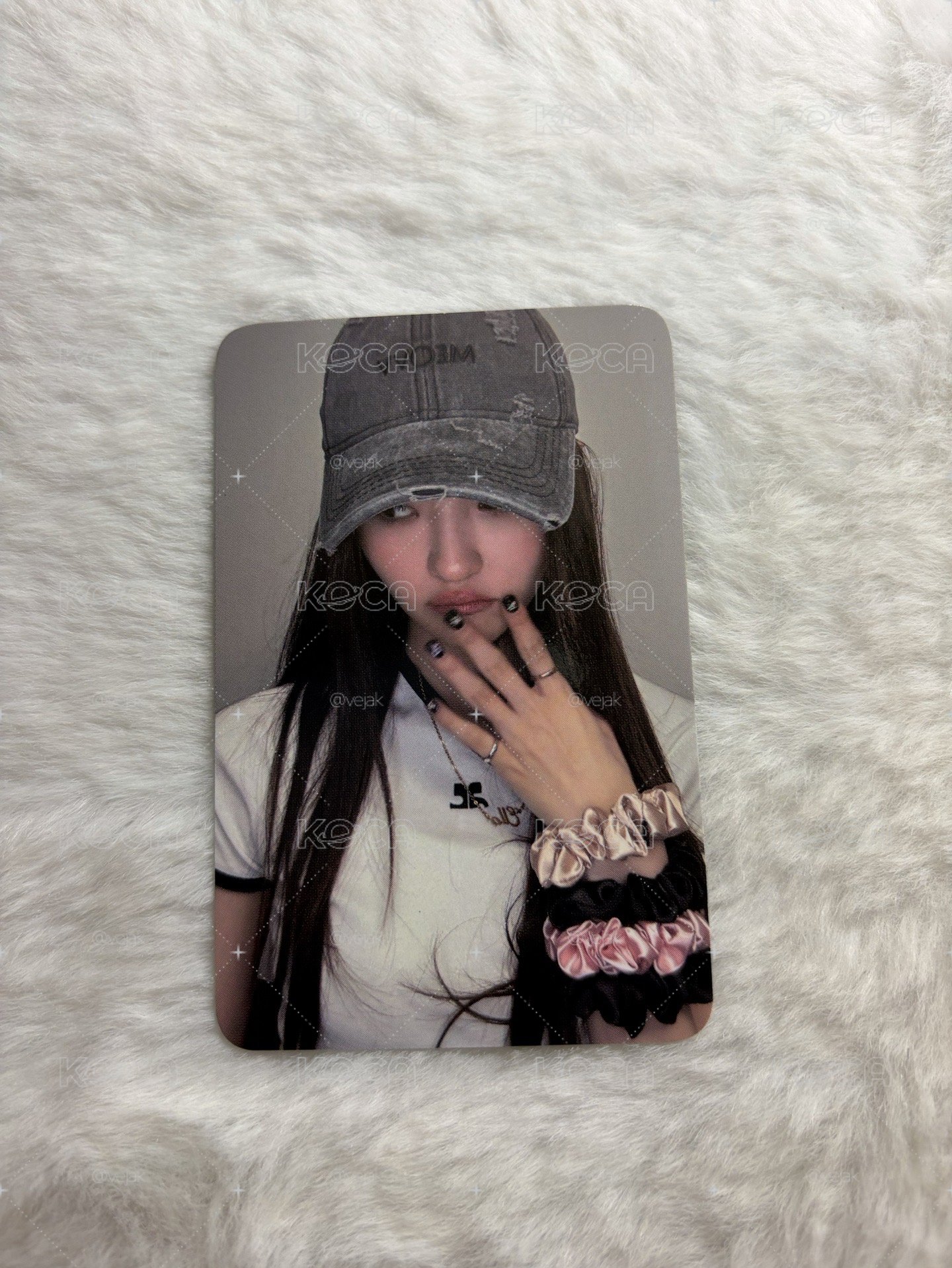 Ella帽子卡